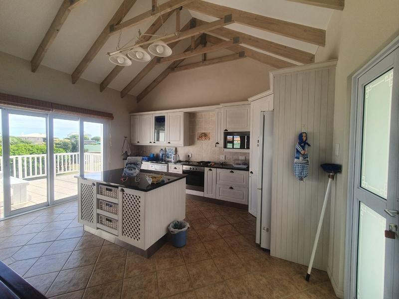 3 Bedroom Property for Sale in Franskraal Western Cape
